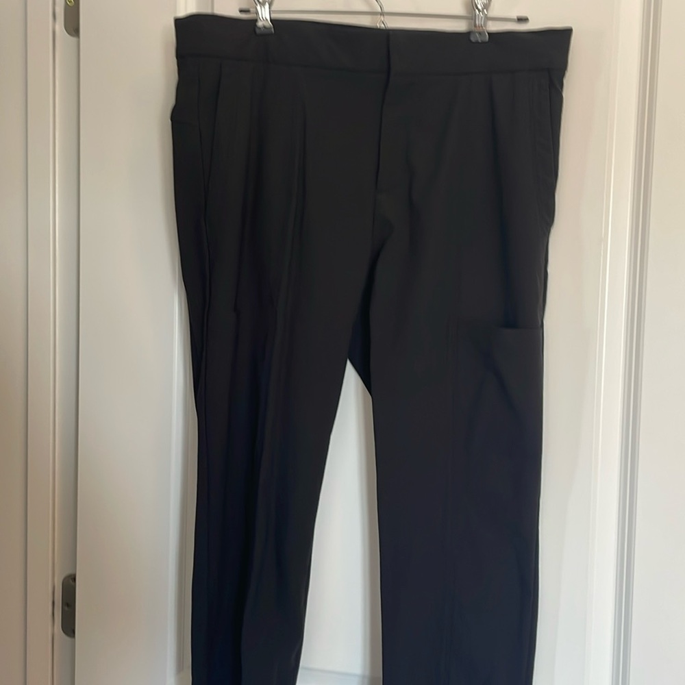 Athleta black Wander Stash Skinny Pant